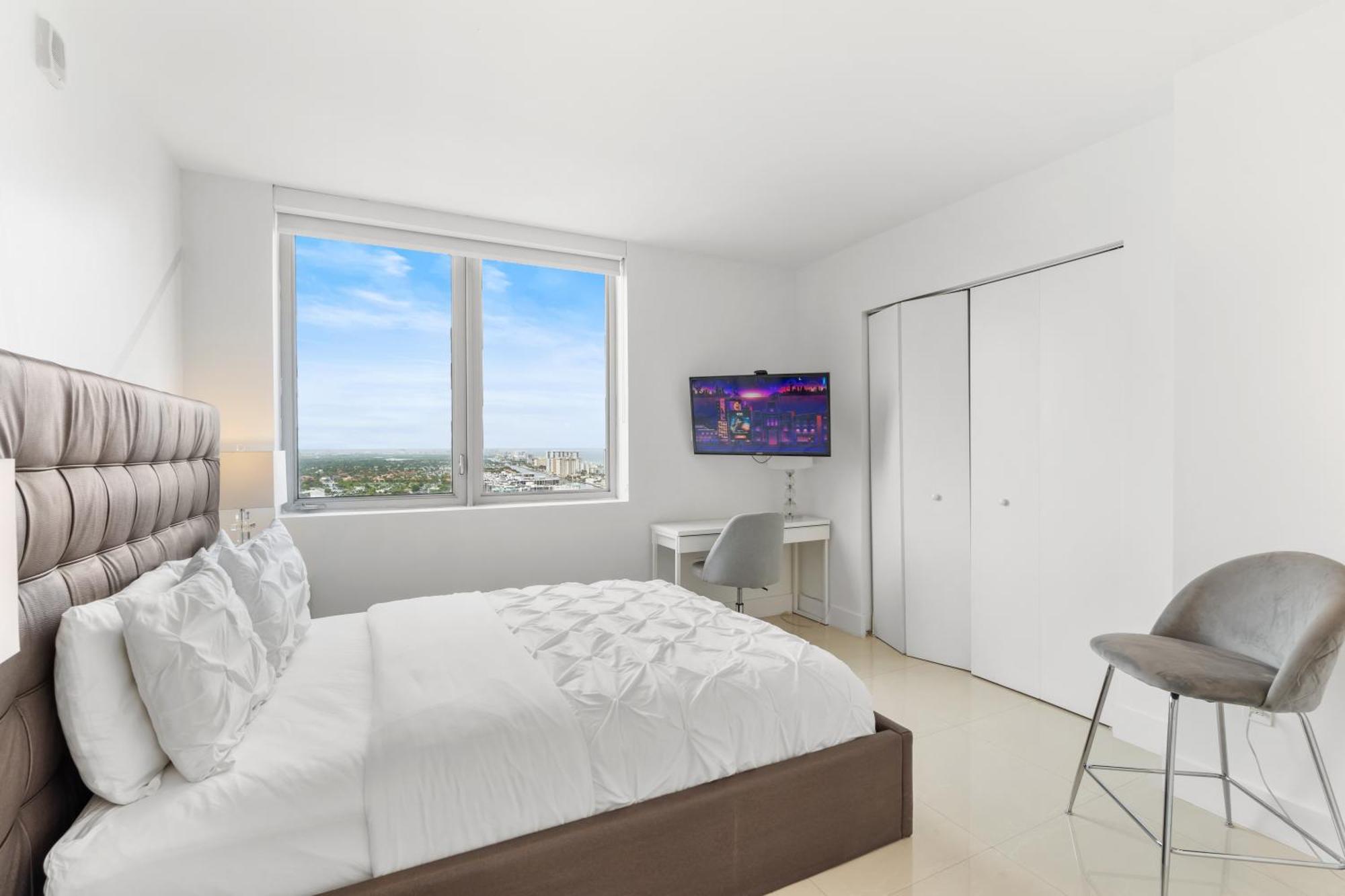 Beachwalk Resort - Vip Tower - Oceanview Unit 3 Bedroom & 3 Bathroom Hallandale Beach Exterior photo